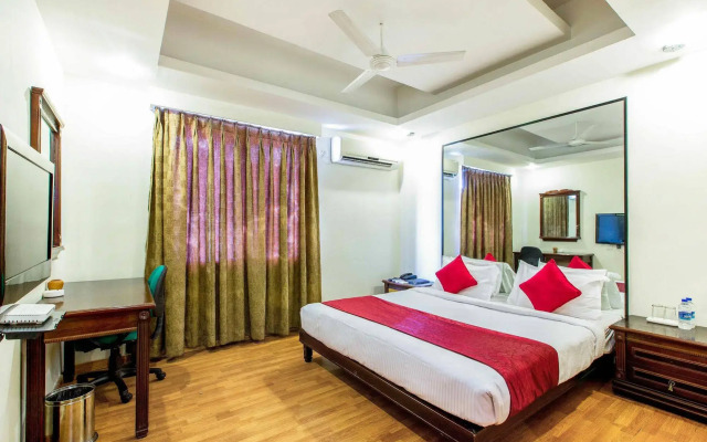 Zo Rooms Lakdi Ka Pool