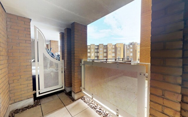 Point West Apartments - South Kensington