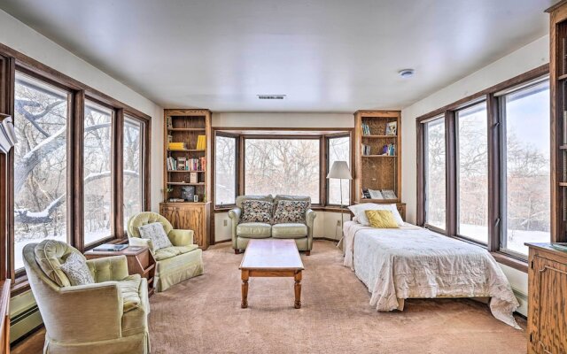 15 Mi to Downtown Minneapolis: Retreat on 5 Acres