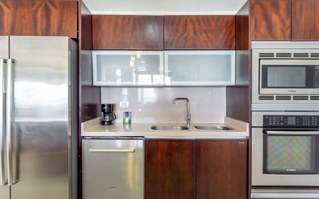 Casa Miramar 2 Bedroom Condo by Redawning