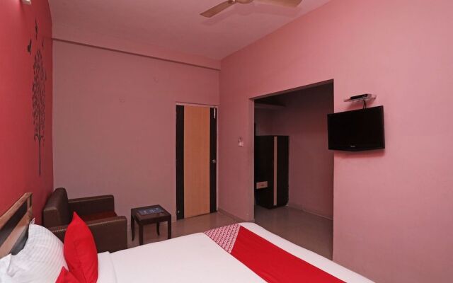Hotel Janaki Residency