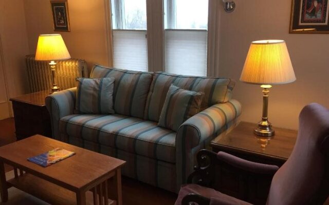 Bayberry Inn Bed & Breakfast