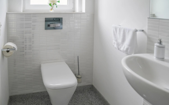 Modernes Stadthaus | Parkplatz | WiFi | Bad&Dusche | Küche