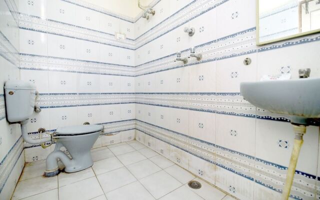 Oyo 41618 Hotel Regency