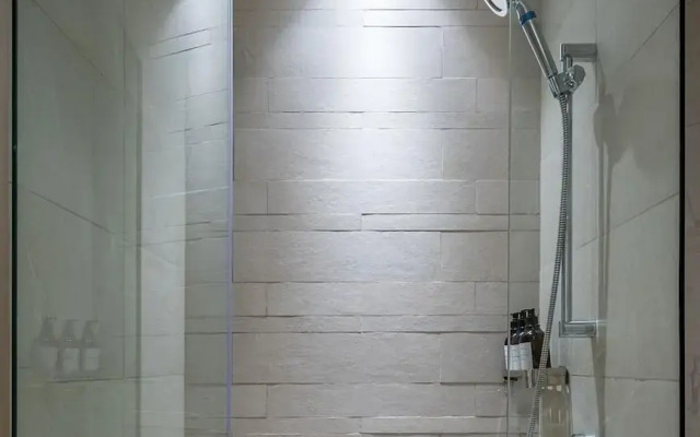 Pool View Studio 10mins From Dubai Mall