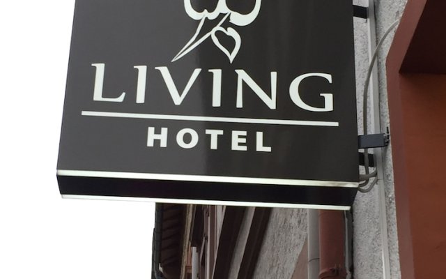 Hotel Living