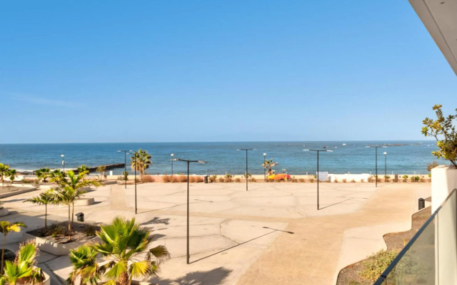 Infinity 1-2 LUXE PARTIAL SEA VIEW 2B