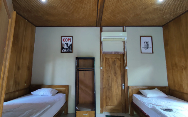 Omah Joglo Sukorejo Redpartner – Guest Rooms – Kendal