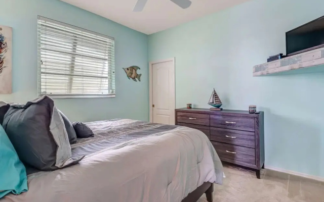 833 Monticello Ct