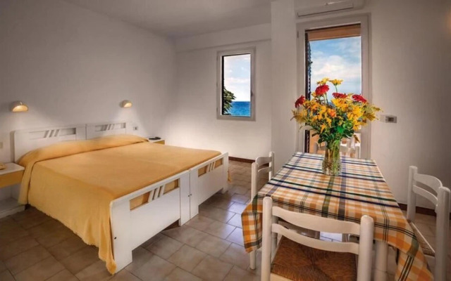 Villaggio Baia Calavà Hotel e Residence