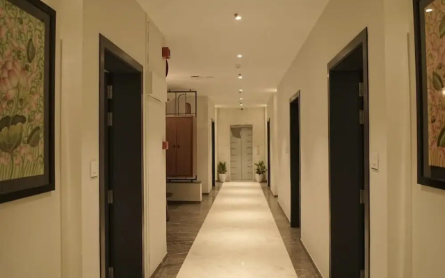 Sita Royal Lakside Chalet