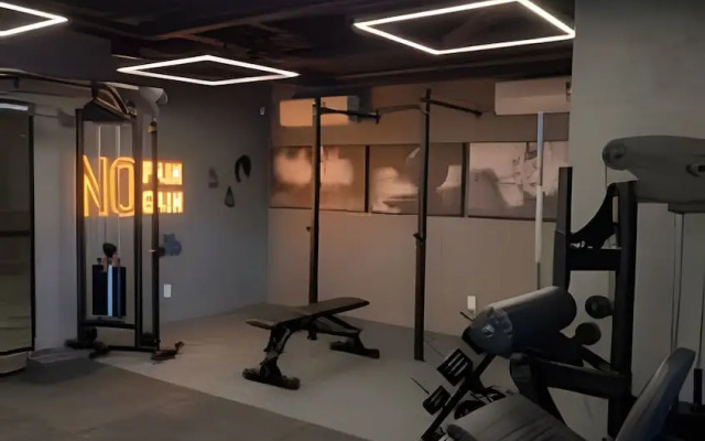 Studio Design 3 - Lions