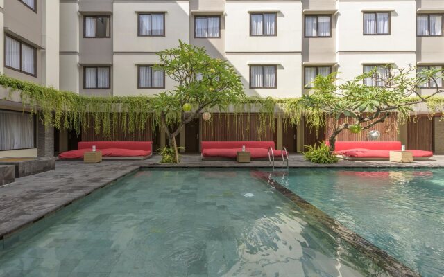 Hotel Dafam Savvoya Seminyak