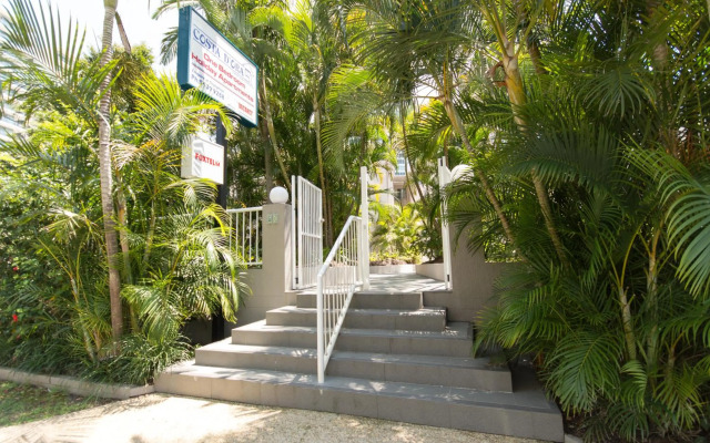 Costa D'ora Apartments