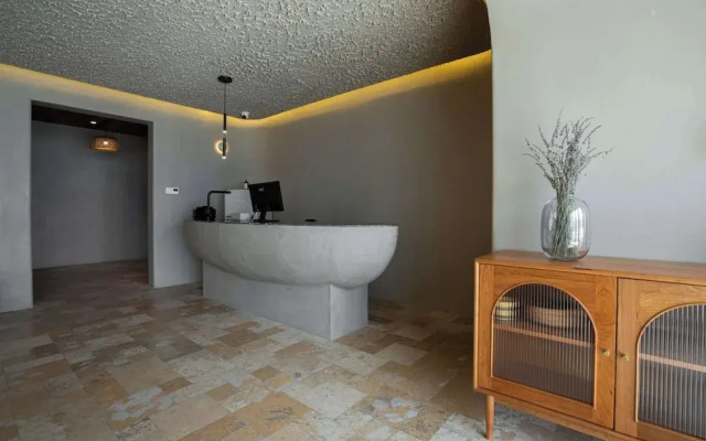 Manjing Banshan Haijing Huayuan Jiudian