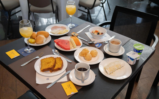 Golden Tulip Porto Vitória