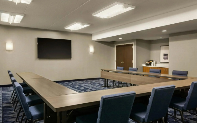 Courtyard by Marriott Minneapolis-St. Paul Airport
