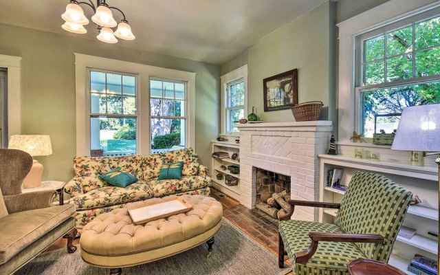 Cozy Gloucester Getaway w/ Porch & Sunroom!