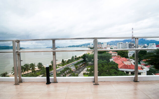 Gem Hotel