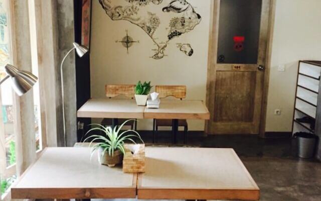 Bread & Jam Hostel