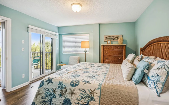 Land's End 1-404 Bay Front - Premier