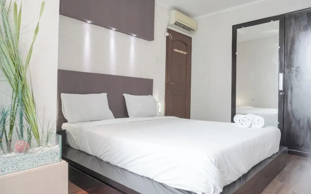Elegant and Comfy 1BR with Extra Room Apartment at Bellagio Residence – Guest Rooms – Jakarta