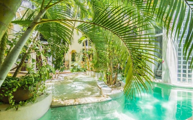 Royal Palms 5 2 Bedroom Condo by RedAwning