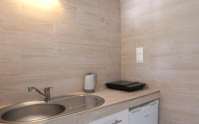Mirsini Studios & Apartments