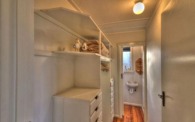 Cove Beach Apartment 2