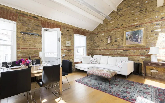 Gironde Road by Onefinestay
