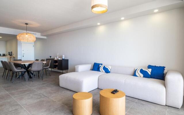 Blue Suite 2389 Sea Views