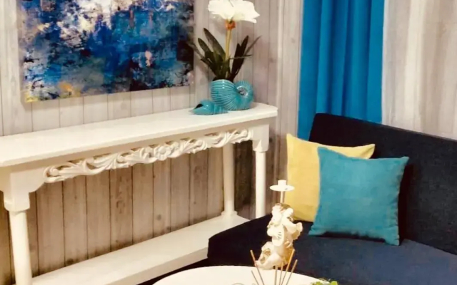 Super Cute Hampton Suites