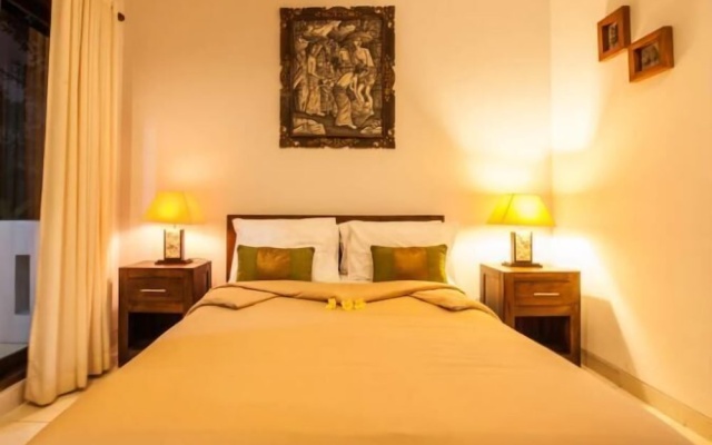 SMV . 7-BR · 7BR Pool Prime Area Walk to Beach N Shops Legian – Guest Rooms – Kuta