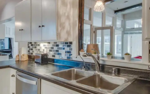 The Saunders Retreat