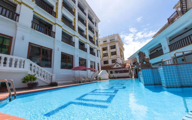 Angkor Year Theme Hotel