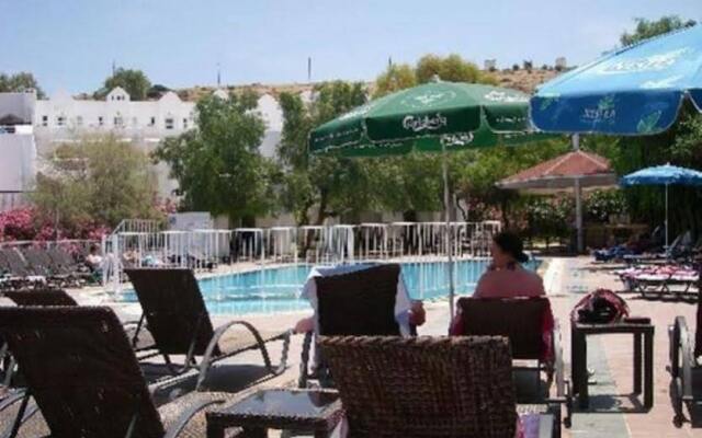 Litera Relax Resort Hotel