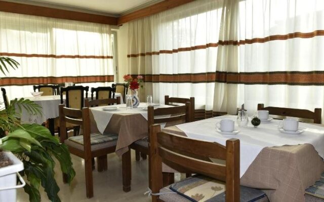 Hotel Rex Politi