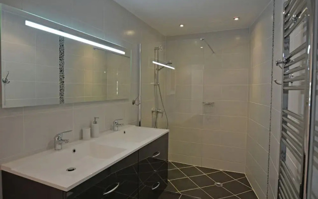 Beautiful Villa in Vidauban with Swimming Pool