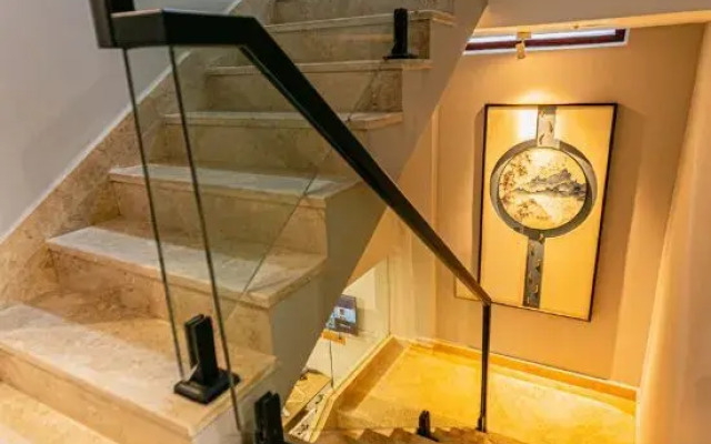 Yichun Huge Hot Spring Holiday Villa