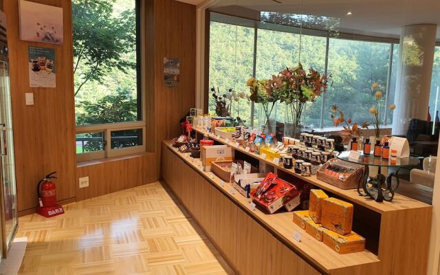 Hotel West of Canaan