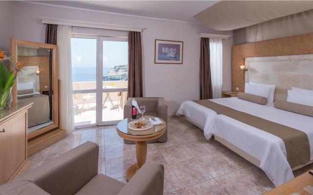 Athina Palace Resort & Spa