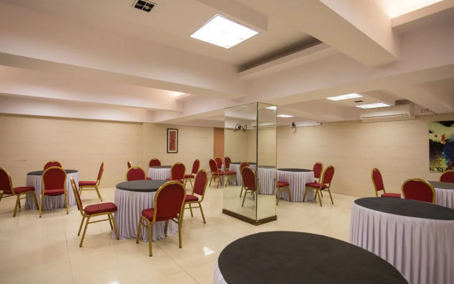 OYO 12349 Imperial Plus