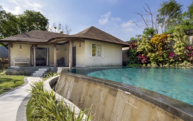 "top Seller 3 Bedrooms Pool Villa in Uluwatu"