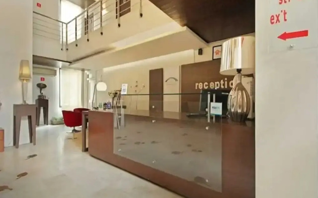 Hotel Arch Inn