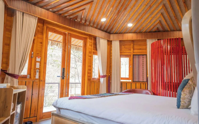 Sinai Bungalow & Hotel SaPa
