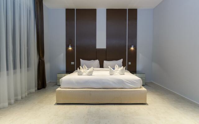 Gatsby Rawai Villa