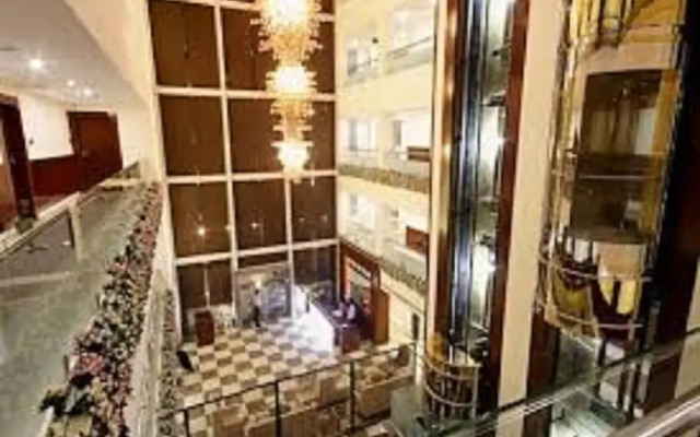 Hotel the Grand SIBA