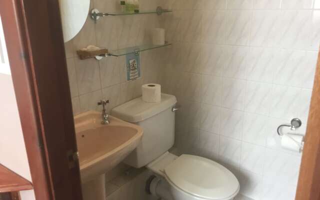 Kirkstall Guest House