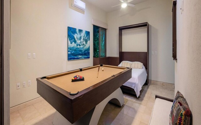 Sunny Vacation Villa 61