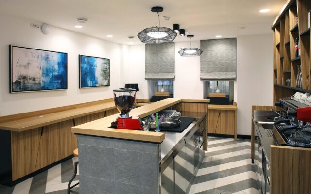 Urban Boutique Hotel